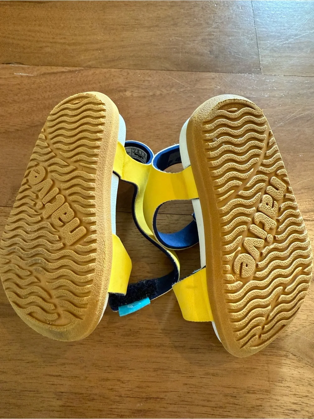 Native Shoes Yellow Kids Sandals size C5 (little kids/toddler)